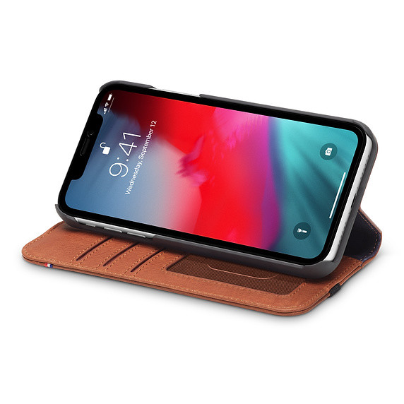「Decoded Leather Wallet Case」