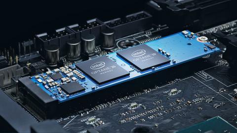 メモリやストレージ容量が多いだけでなく、動作を高速化させるIntel Optane メモリーを搭載するモデルも