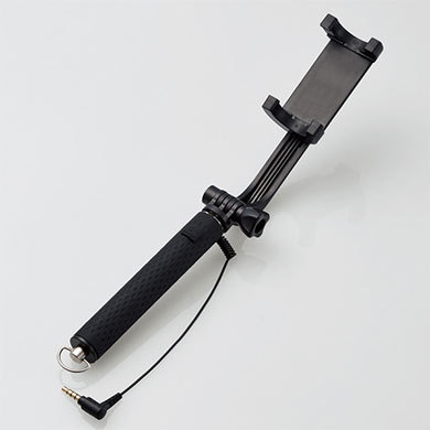 エレコム「有線リモコン自撮り棒」（62cm／回転ホルダータイプ：P-SSYGRBK）