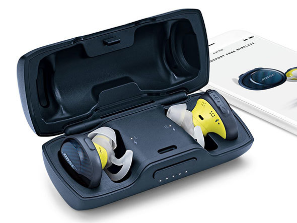 イヤフォン単体で約5時間、ケースでフル充電するとさらに約10時間使用できるBOSE（ボーズ）の「SoundSport Free wireless headphone」