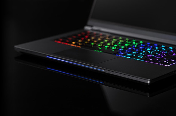 「ゲーミングノートパソコン」おすすめ3選 ノート型でもハイスペックで快適ゲーム
