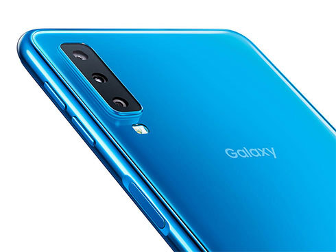 「Galaxy A7」のトリプルカメラ