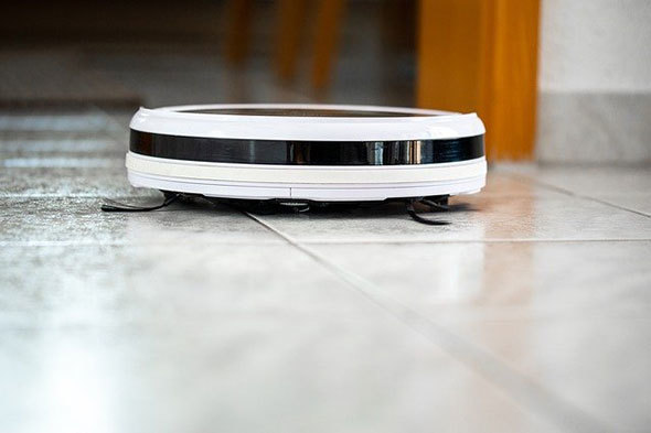 「予算5万円のロボット掃除機」おすすめ3選 面倒な床掃除をおまかせ