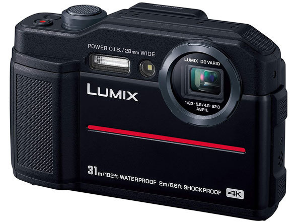 タフなボディで活躍する防水カメラ（写真はパナソニック「LUMIX FT7」）