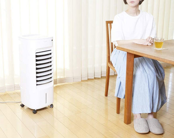 自然な涼風を得られる「冷風扇」