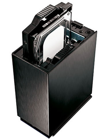 保存容量は搭載HDDによります。画像はアイ・オー・データ機器「HDL2-AAX」シリーズのHDD