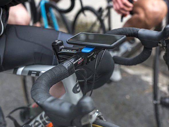 「QUAD LOCK OUT FRONT MOUNT QLM-OFM V2」