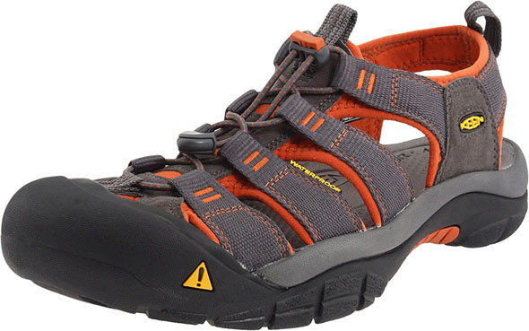キーン（KEEN）