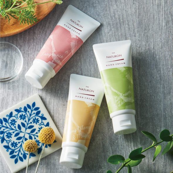 太陽油脂「パックスナチュロン（PAX NATURON）ハンドクリーム イランイラン&ミュゲ」