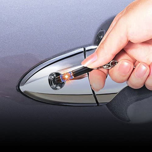 静電気対策グッズ：外出先で静電気を防ぐなら「キーホルダー」か「ブレスレット」