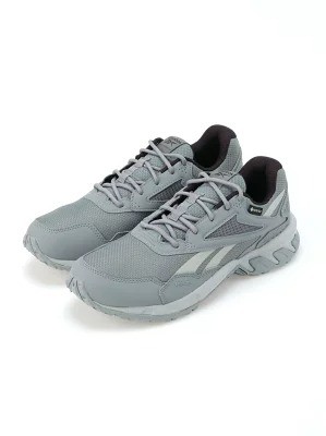 リーボック「リッジライダー 5 Gore-Tex」
