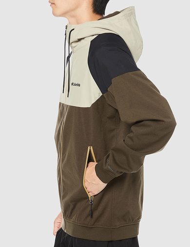コロンビア「レッドテーブルパインズフルジップフーディー」