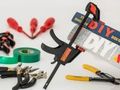 「車のDIYに役立つグッズ」おすすめ5選 万能な「ツールセット」や高コスパな「内張り剥がし」など【2022年3月版】