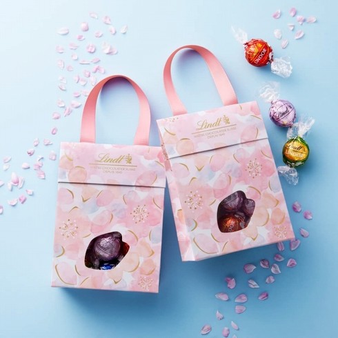 リンツ「チョコレート リンドール さくら ギフトバッグ　8個入り」