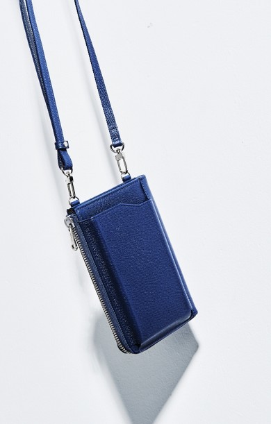 日常をちょっとスマートにするスマホショルダー