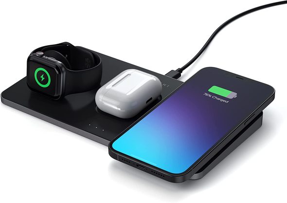 SATECHI「Satechiトリオ ワイヤレス 充電パッド」