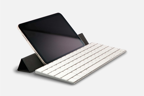 MSソリューションズ「Flap Stand for Magic Keyboard」