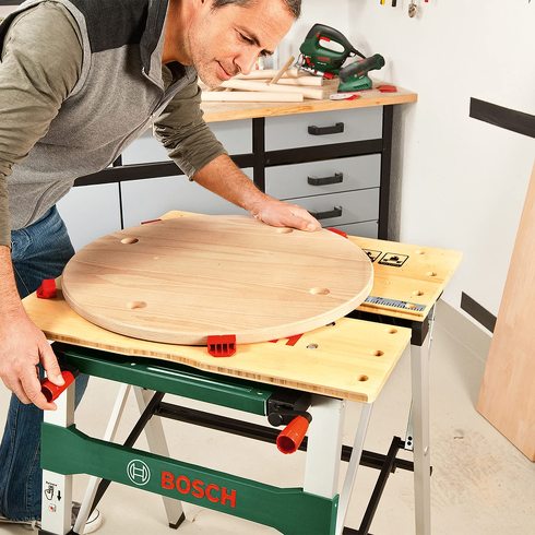 DIY用作業台:バイスやペグなど固定器具が付いていると便利