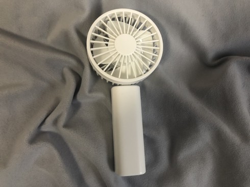 無印良品「充電式コンパクトハンディファン」