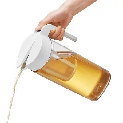 ニトリ「たてよこ置けるワンプッシュ冷水筒 茶こし付き(2.1L)」