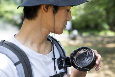 小学館「卓上型USBパワフル扇風機」
