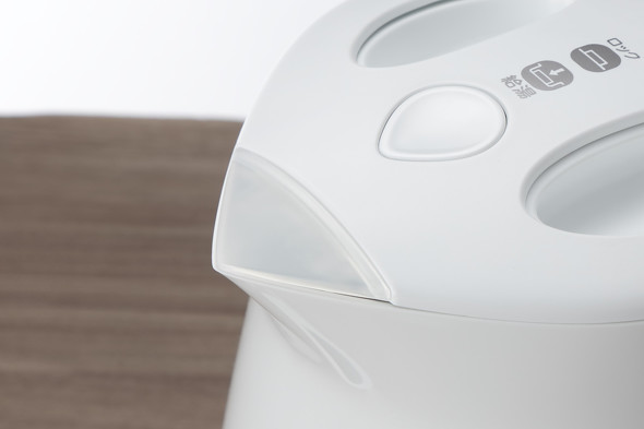 安全性の高い電気ケトル「アプレシア ロック コントロール 0.8L」
