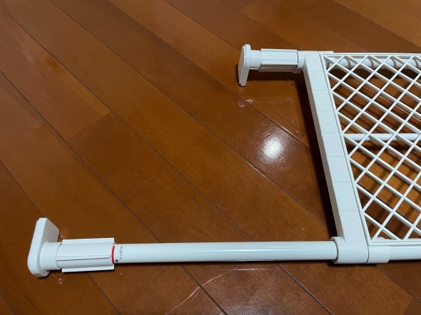 片方ずつ長さ調節可能