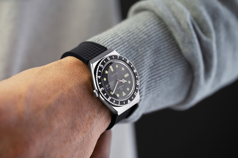タイメックス「Q TIMEX Rubber Band」