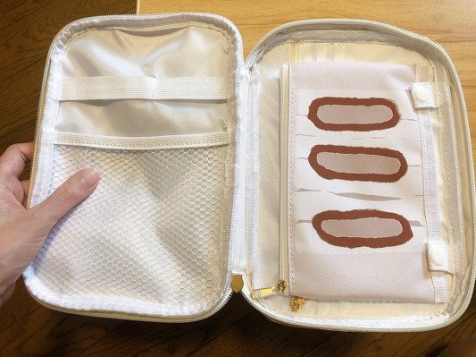 宝島社「とんかつ まい泉 マルチポーチ」