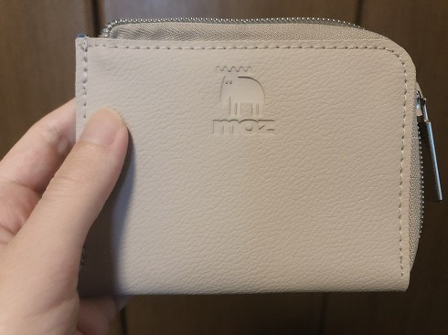 宝島社「moz 整理上手な牛革コンパクト財布」