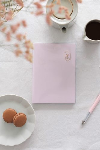 インプレス手帳編集部「予定がパパッと見やすいママの手帳 FAMILY DIARY」