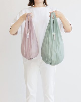 マーナ「Shupatto ミニマルバッグDrop 12L」