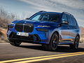 BMW、最上級SUV「X7」最新型を発表　フロント大幅刷新、「7シリーズ」譲りの2分割ライト採用