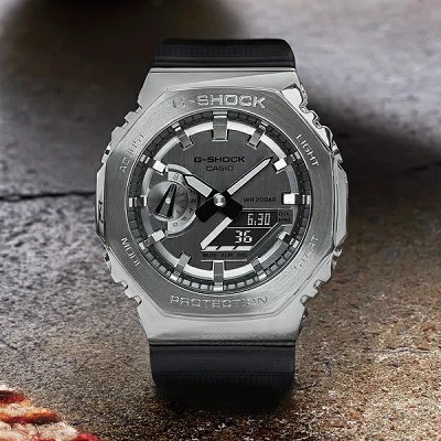 カシオ「G-SHOCK GM-2100-1AJF」