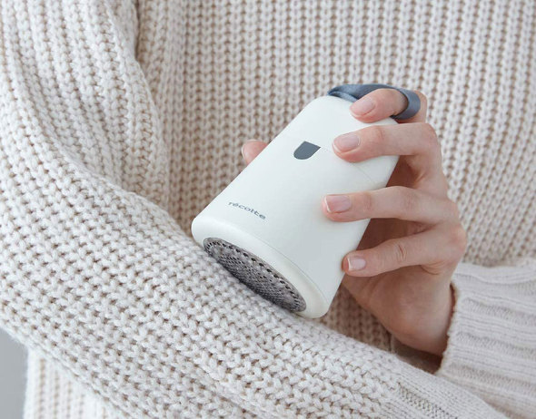 「電動毛玉取り器」おすすめ5選　ガード付きだから、ニットやマフラーの風合いが残せる！　大型刃で素早く毛玉取りできるモデルも【2022年最新版】
