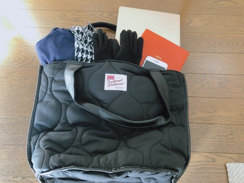 宝島社「Traditional Weatherwear 2022-2023 Autumn＆Winter」付録