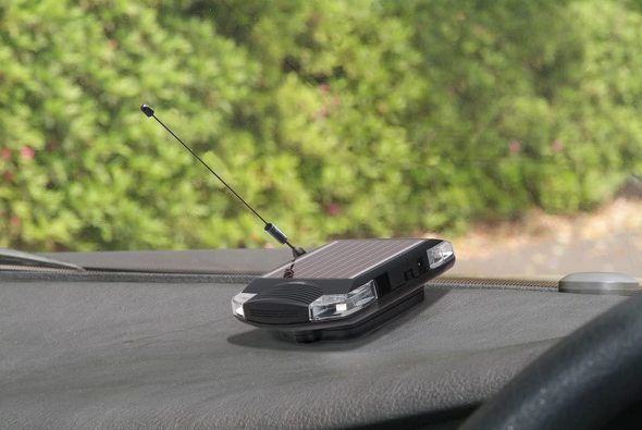 車用防犯ブザー：乾電池タイプか、給電タイプか、電源方式をチェック