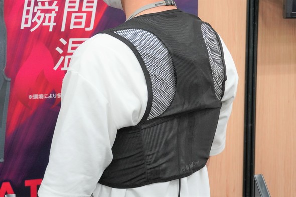 ワークマン「冷暖房服」