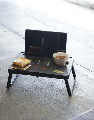 宝島社「SPACE INVADERS Table Book」