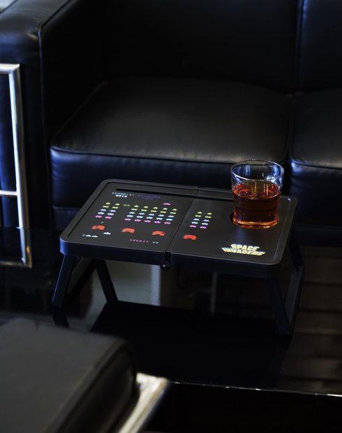 宝島社「SPACE INVADERS Table Book」