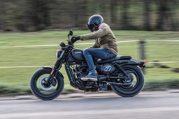 125ccスポーツバイク