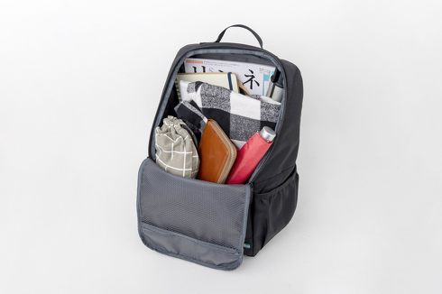 宝島社「moz 25th ANNIVERSARY BIG BACKPACK BOOK」