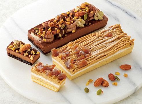 紀ノ国屋「大人のモンブランと木の実ショコラケーキセット（ミニ保冷バッグ付き）」