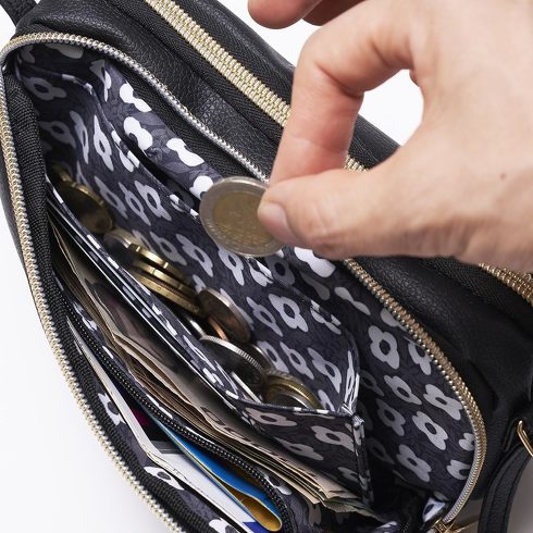 宝島社「kippis 2層式お財布＆スマホショルダー一体型バッグBOOK」