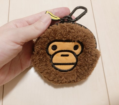 宝島社「BAPE KIDS by a bathing ape 2023 AUTUMN／WINTER COLLECTION じゃばら式CAMOスマホショルダー＆マイロコインケースBOOK」