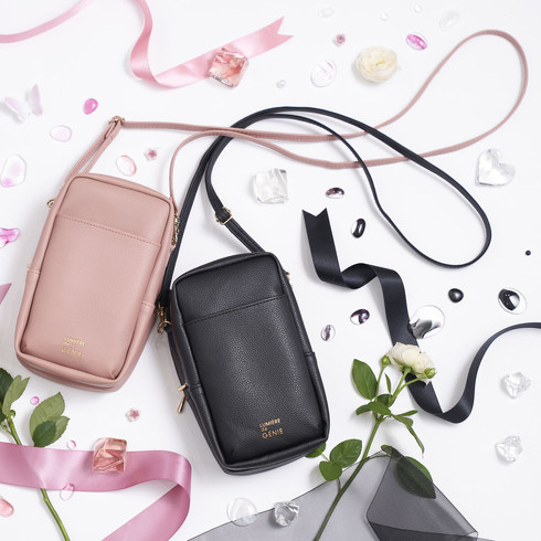 宝島社「LUMIERE de GENIE 推し活がもっと楽しくなる! スマホショルダーバッグ BLACK」