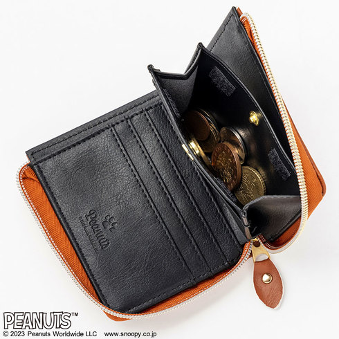 SNOOPY SMOOTH COMPACT WALLET BOOK