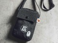 【付録】BAPEの「付録スマホショルダー」が登場 ABCカモ柄がおしゃれ 財布機能付きで、小さめペットボトルも入る