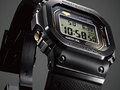 G-SHOCKのハイエンド「MR-G」からスクエアデザインの新モデル「MRG-B5000R」 アクティブなシーンでも使いやすいラバーバンド