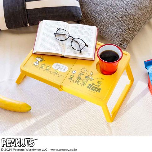 宝島社「SNOOPY 軽くて万能！ 折りたたみピクニックテーブルBOOK」